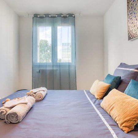 דירות Courcouronnes L'Elysee - Easy Check-In - Arrivee Autonome - Place Parking Privative - T2 Surequipe - Wifi - Netflix מראה חיצוני תמונה
